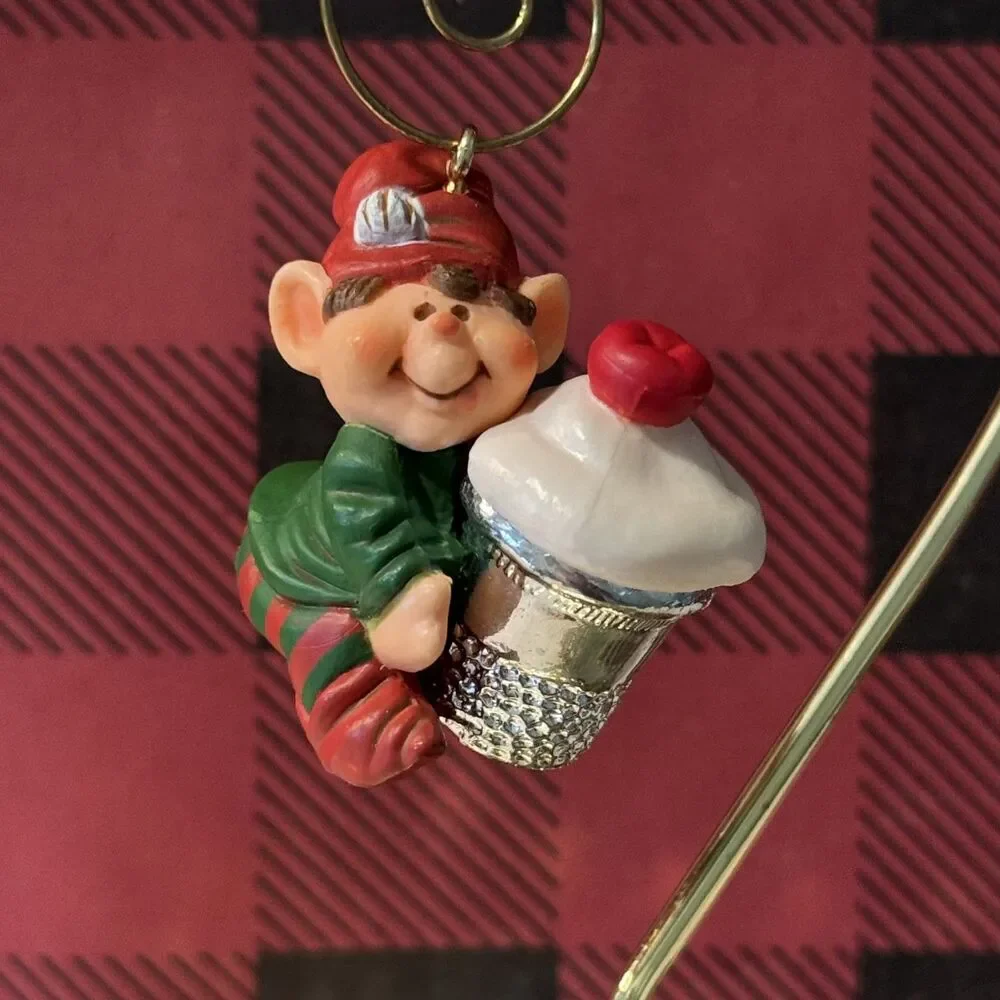 1983 Hallmark Thimble Elf #6 Vintage Keepsake Christmas Ornament | Series